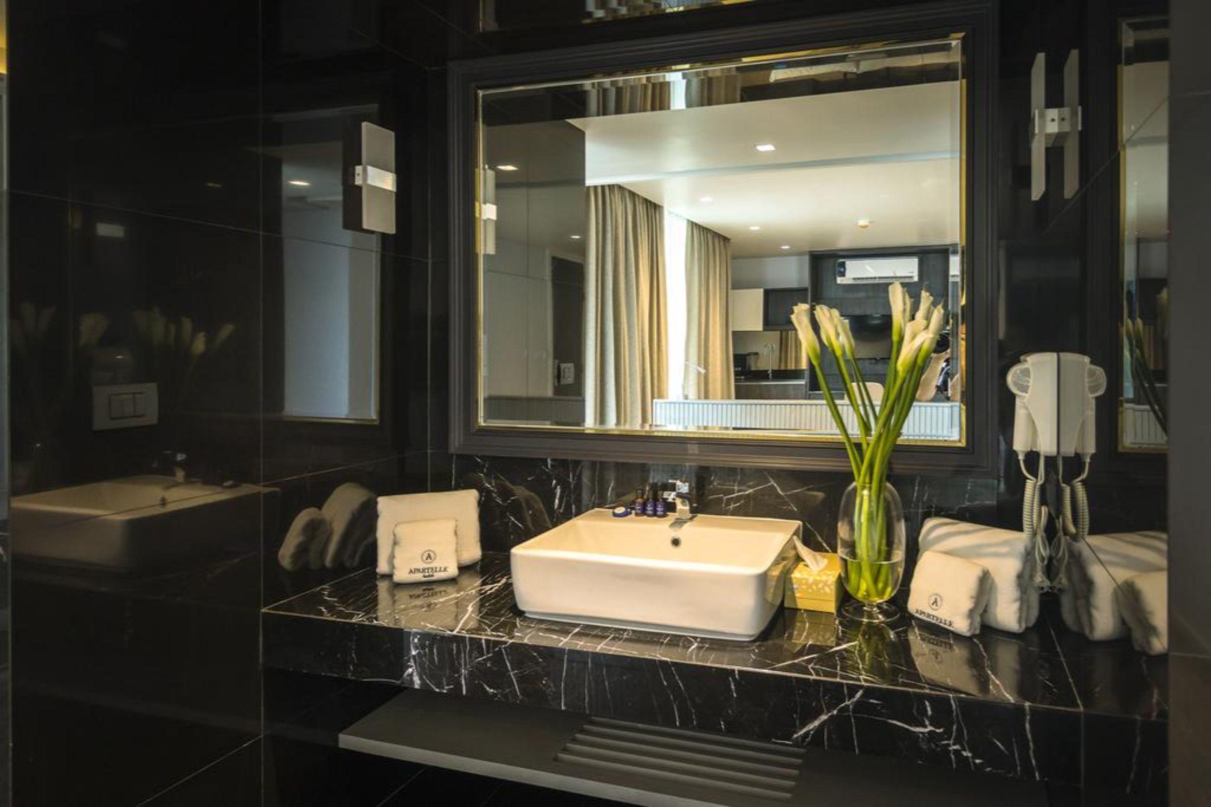 Apartelle Jatujak Hotel Bangkok Exterior foto